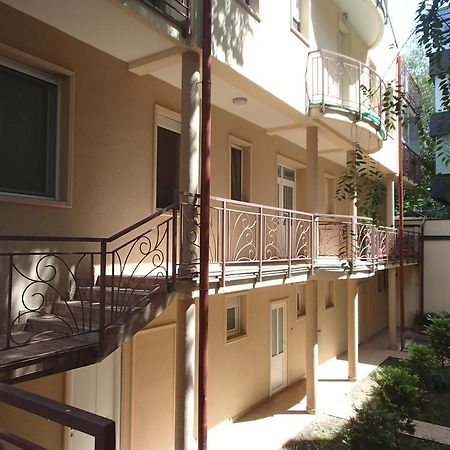 Lea Apartment Belgrado Buitenkant foto