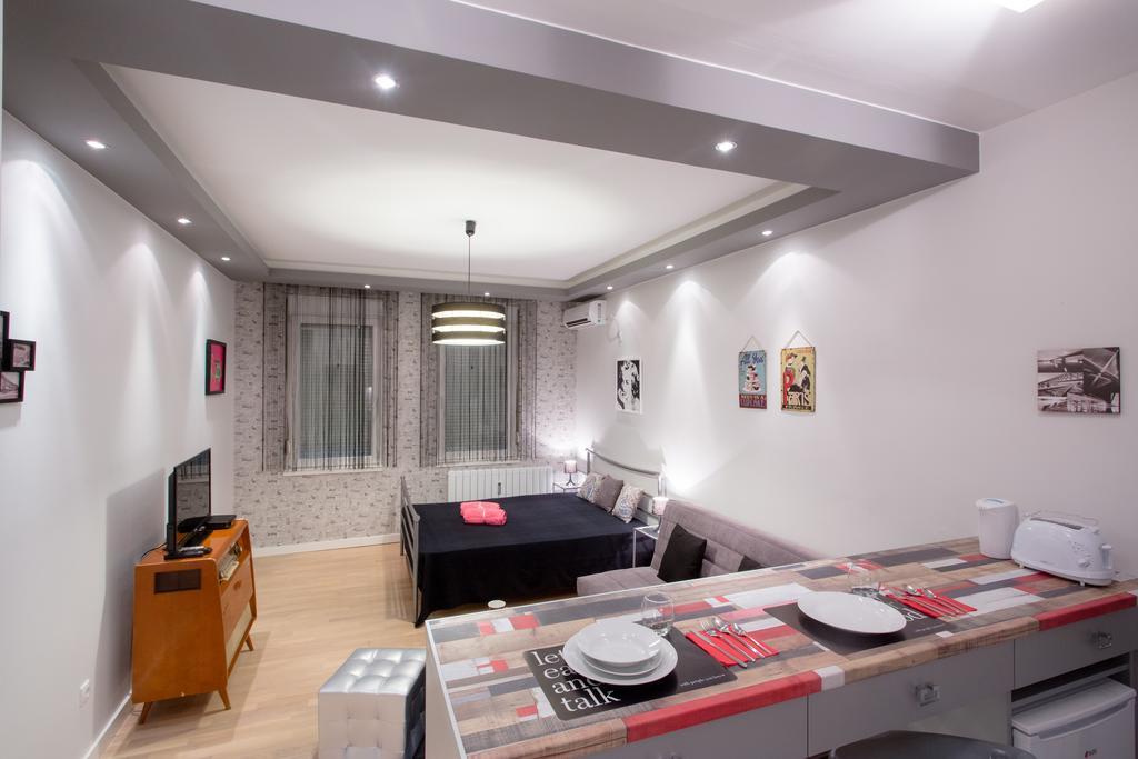 Lea Apartment Belgrado Buitenkant foto