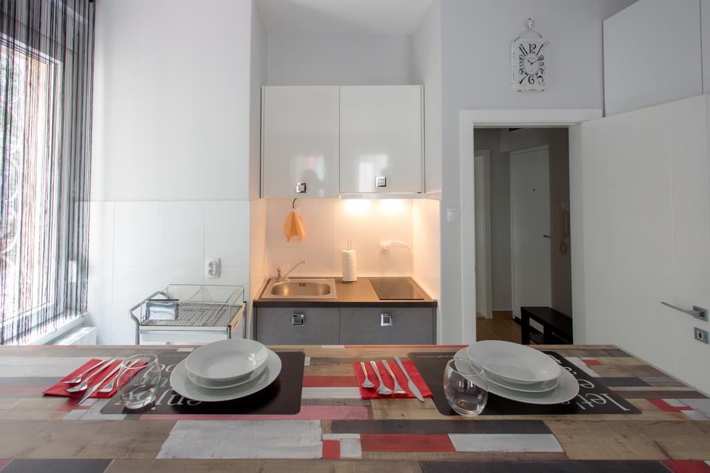 Lea Apartment Belgrado Buitenkant foto
